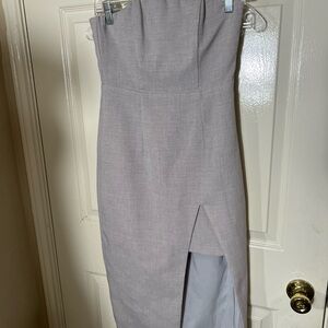 Chic Strapless Midi Dress in Light Gray